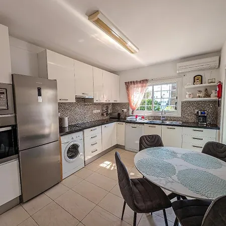 Fig Tree Bay Elena Villa