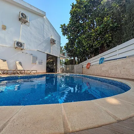 Villa Fig Tree Bay Elena *