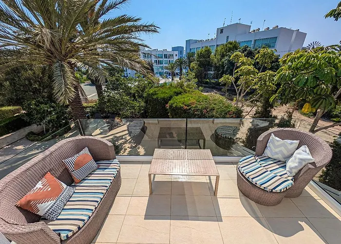 Fig Tree Bay Elena * Protaras