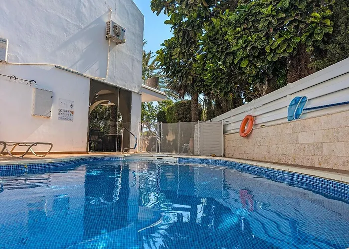 Fig Tree Bay Elena Villa